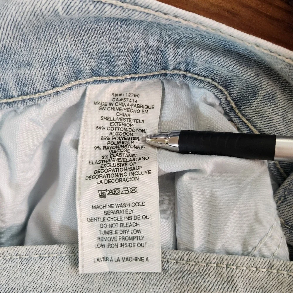 True Religion NWT Men's Geno Distressed Slim Jeans 34x32 Destroyed Light Endless